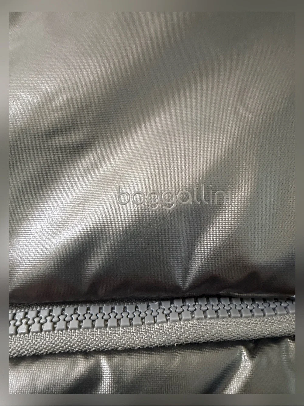 NWOT - Baggallini Go To Laptop Flap Backpack in Gunmetal Puff